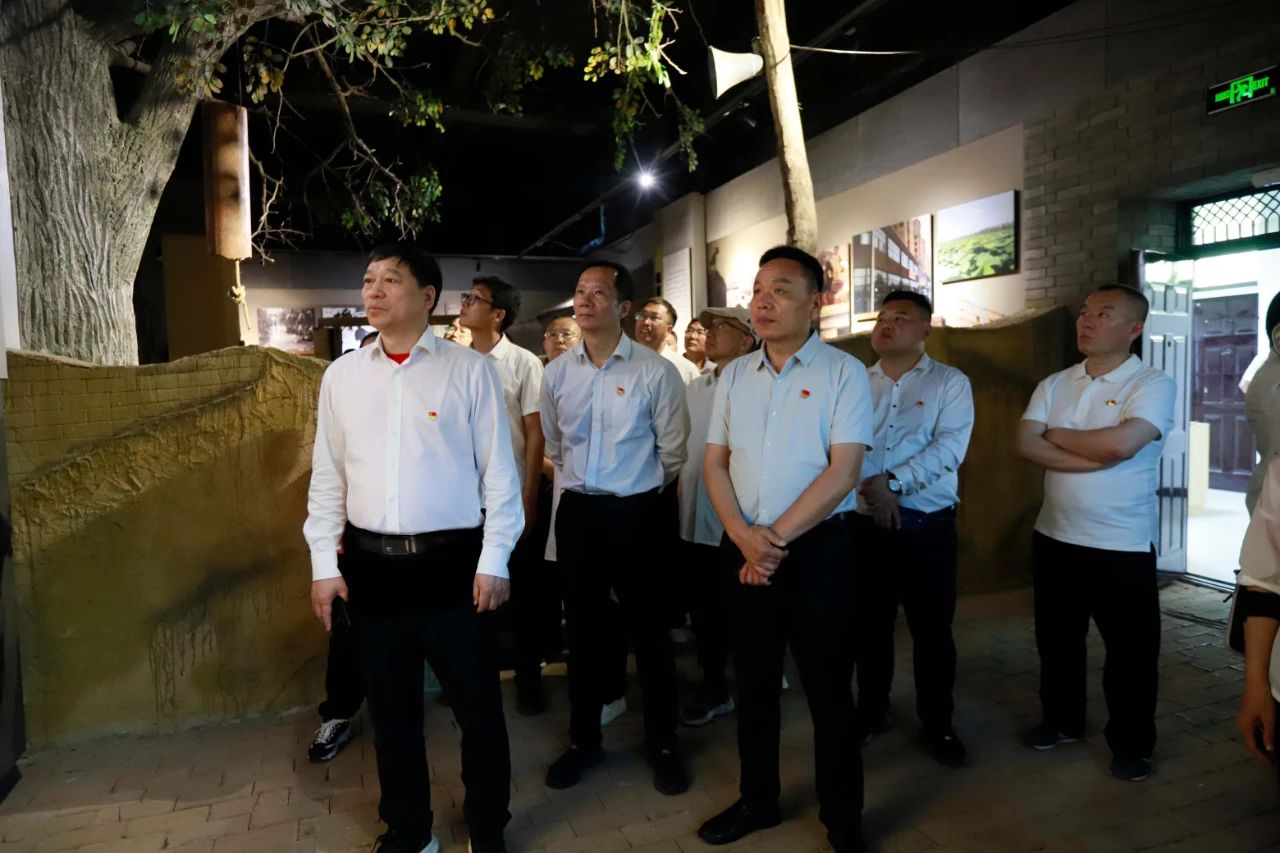 砥礪初心使命，汲取奮進(jìn)力量丨花花牛乳業(yè)集團(tuán)黨委組織開展學(xué)習(xí)“焦裕祿精神”主題黨日活動