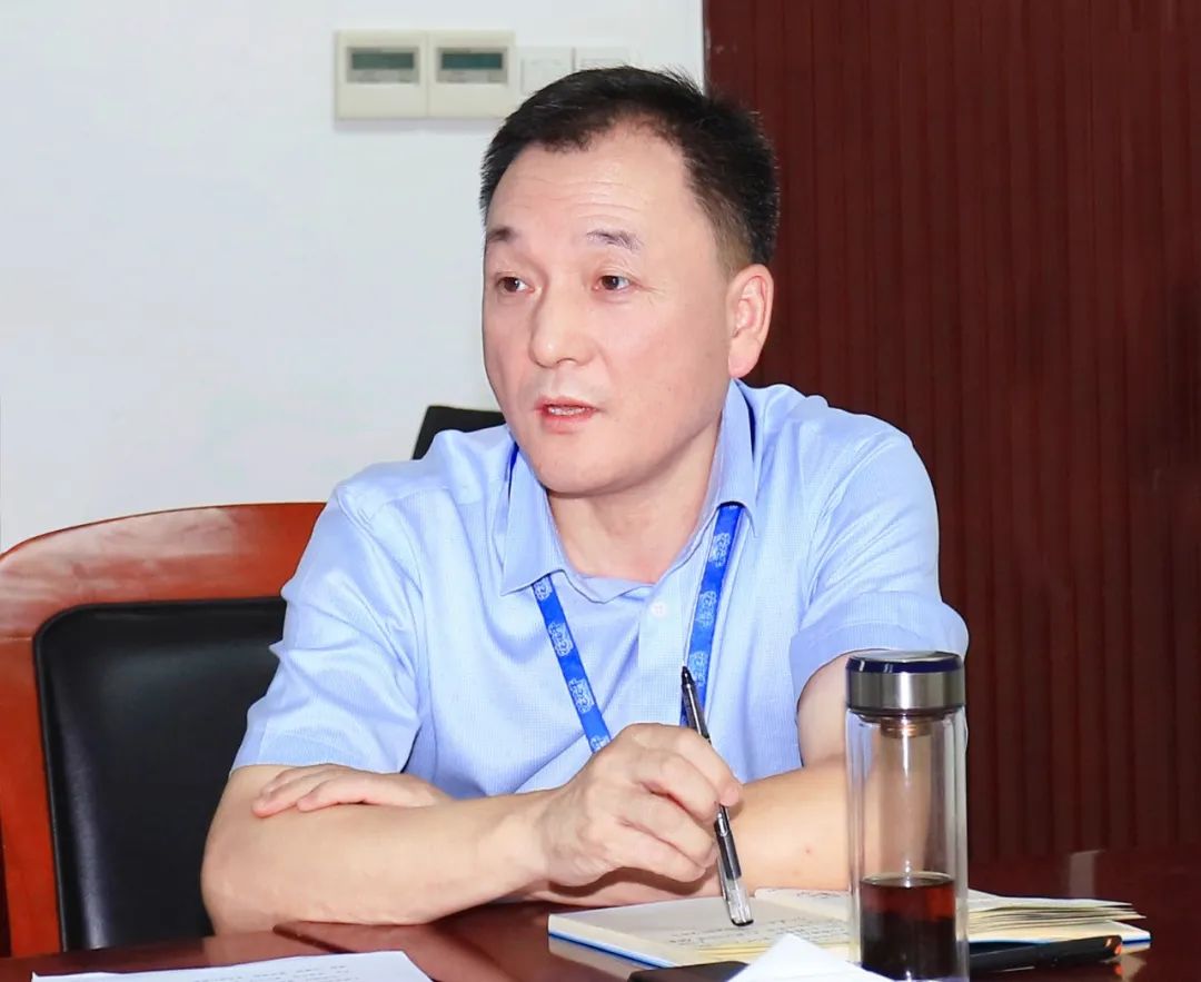 花花牛乳業(yè)集團(tuán)召開10月份營(yíng)銷工作會(huì)議 花花牛乳業(yè)集團(tuán)召開10月份營(yíng)銷工作會(huì)議