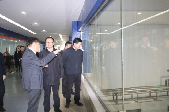 寧夏回族自治區(qū)農(nóng)業(yè)農(nóng)村廳黨組書記、廳長王剛一行蒞臨花花牛乳業(yè)集團(tuán)調(diào)研